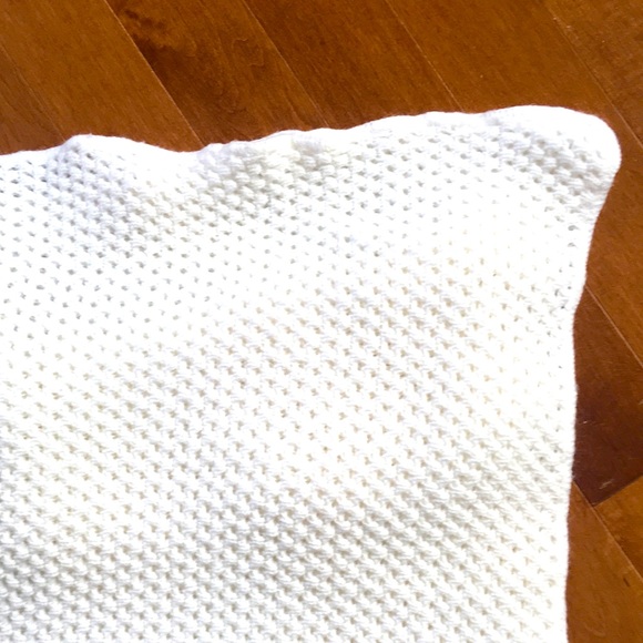 White Hand Knitted Baby blanket 40”x40” Square - Picture 1 of 2